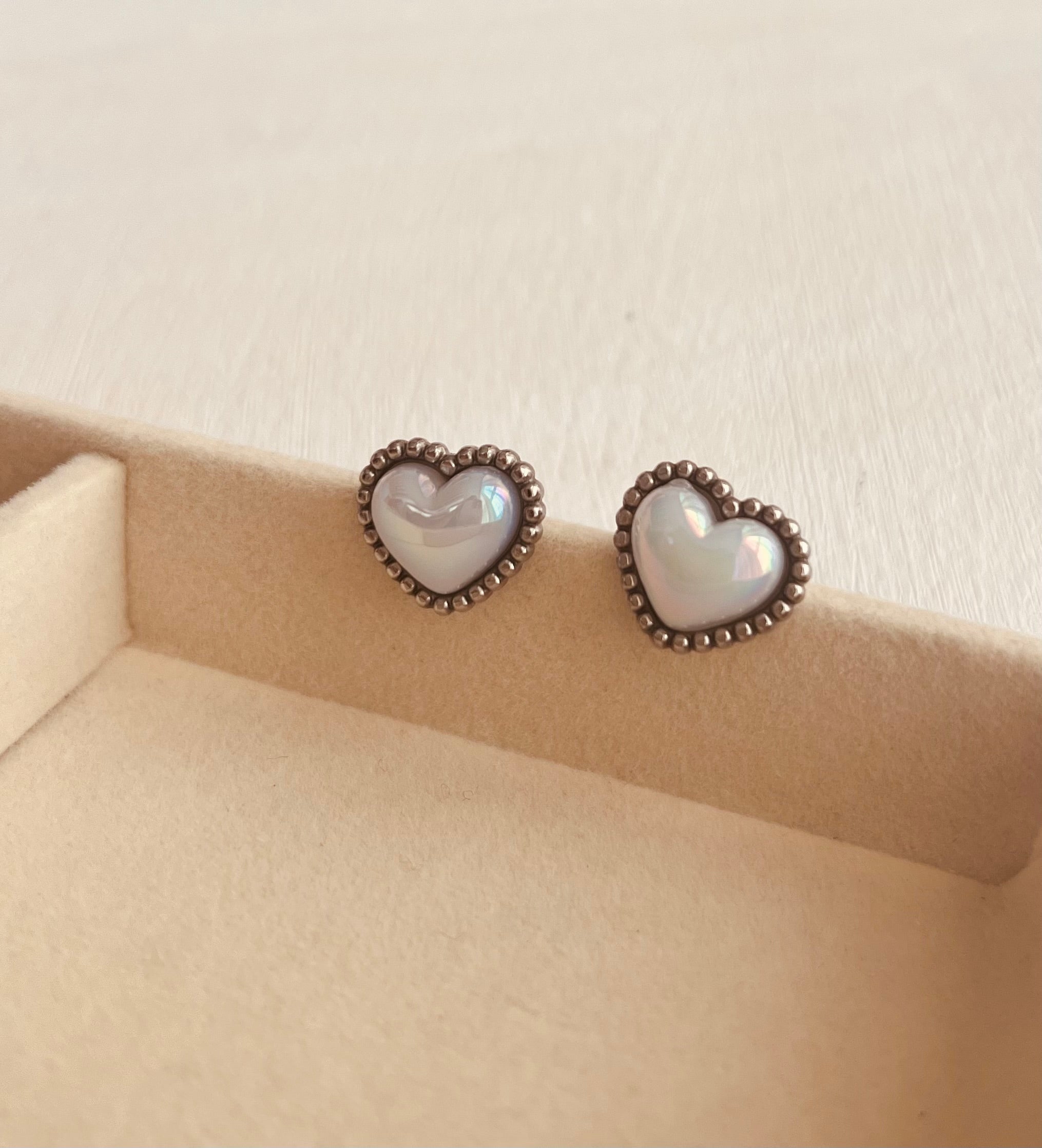 Aretes Corazón Perlado