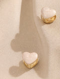 Aretes corazón crema