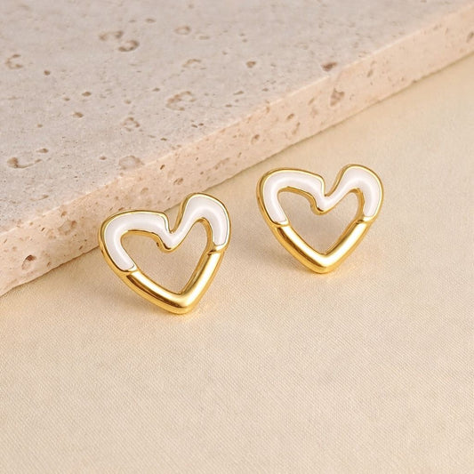 Aretes corazón blanco
